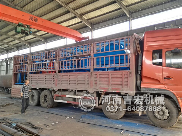 砂石生產(chǎn)線全套設備發(fā)貨現(xiàn)場