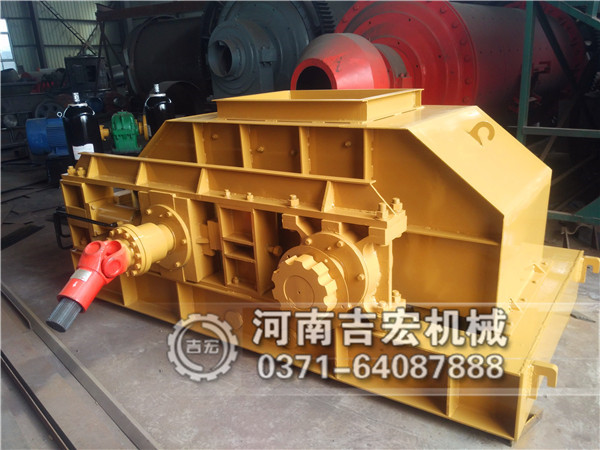 每小時(shí)150噸對(duì)輥石料打砂機(jī)如何選擇型號(hào)及價(jià)格！