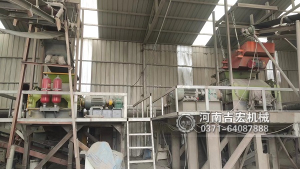 石料場利潤升級利器：液壓對輥制砂機,出砂率高、粒型完美,成本直降！