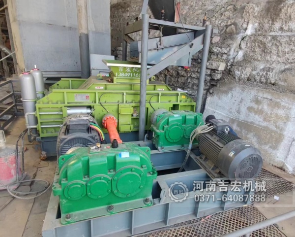 為何鋁礬土破碎都選對輥機(jī)？揭秘其低維護(hù)、高可靠性的秘密！