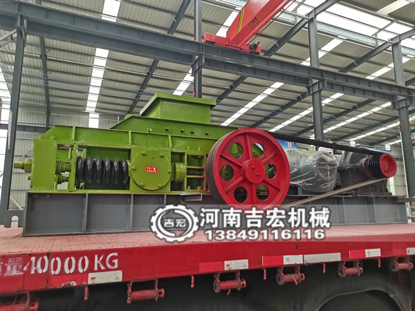 雙齒輥破碎機(jī)如何實(shí)現(xiàn)煅后焦出料3公分？粒型均勻,穩(wěn)定可控!